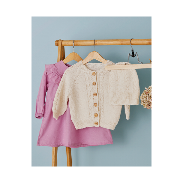 Cardigan og lue m/fletting 0 - 24 mnd