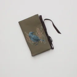 Amber the Raven - Needle Case