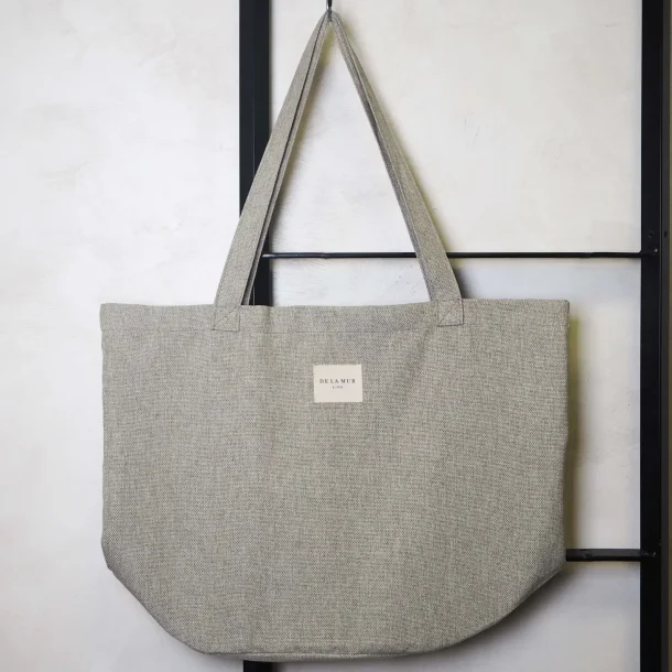 Ele Large Tote Bag