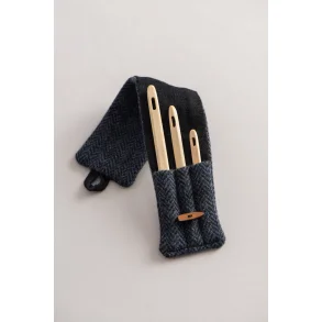 Wooden Nalbinding Needles and Case